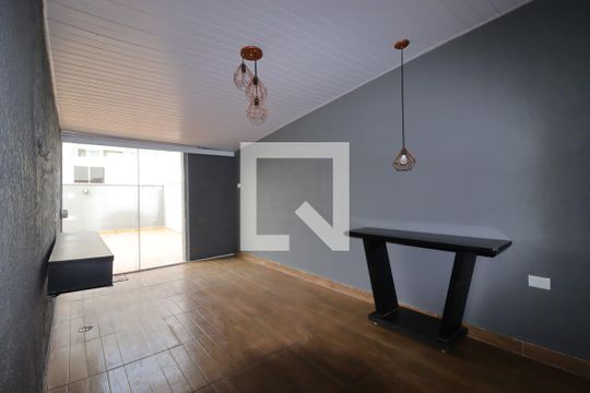 Apartamento à venda com 2 quartos, 106m² em Campestre, Santo André