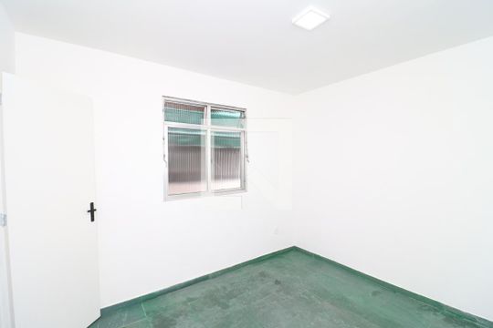 Quarto 2 de casa de condomínio para alugar com 2 quartos, 90m² em Portuguesa, Rio de Janeiro