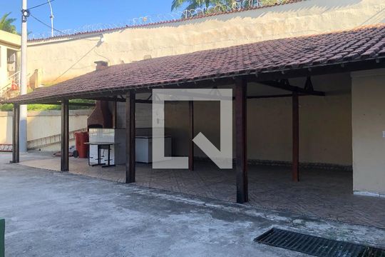 Área comum - Churrasqueira de casa de condomínio para alugar com 2 quartos, 90m² em Portuguesa, Rio de Janeiro