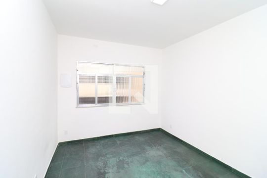 Quarto 1 de casa de condomínio para alugar com 2 quartos, 90m² em Portuguesa, Rio de Janeiro