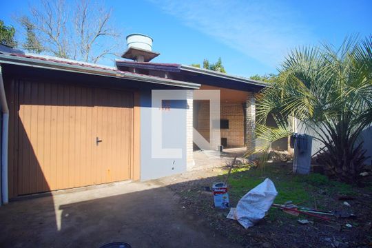 Quintal de casa para alugar com 2 quartos, 60m² em Santo Afonso, Novo Hamburgo