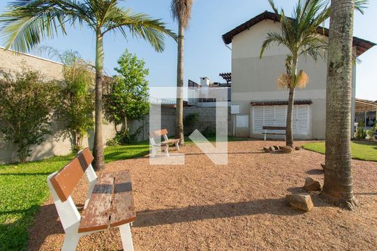 Área comum de casa de condomínio à venda com 3 quartos, 120m² em Fátima, Canoas