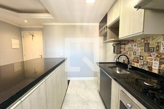 Cozinha de apartamento para alugar com 2 quartos, 48m² em Jardim do Lago, Jundiaí