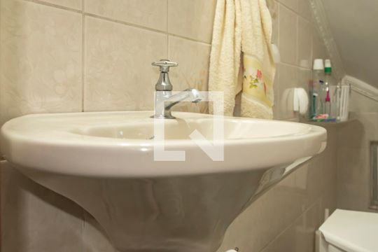 Lavabo de casa à venda com 3 quartos, 105m² em Vila da Saúde, São Paulo