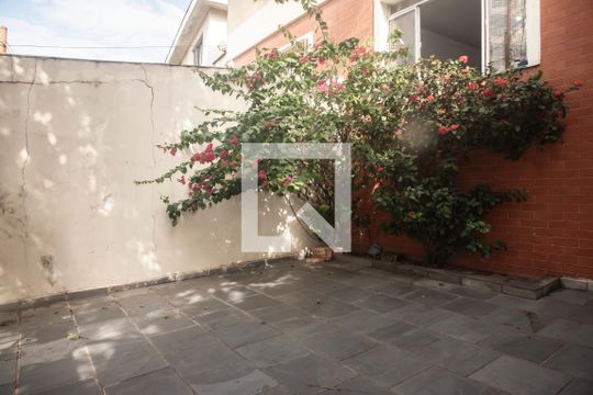 Garagem de casa à venda com 3 quartos, 105m² em Vila da Saúde, São Paulo