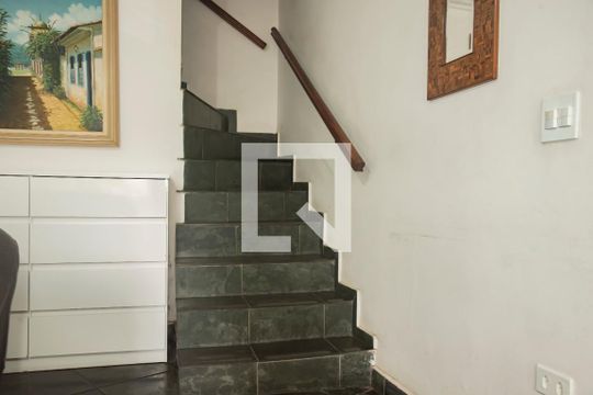 Sala/Quarto de casa à venda com 3 quartos, 105m² em Vila da Saúde, São Paulo