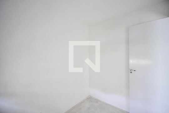 Quarto 1 de apartamento à venda com 2 quartos, 47m² em Vila Suzana, São Paulo