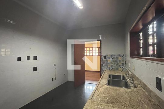 Cozinha de casa à venda com 4 quartos, 329m² em Jardim do Sol, Campinas