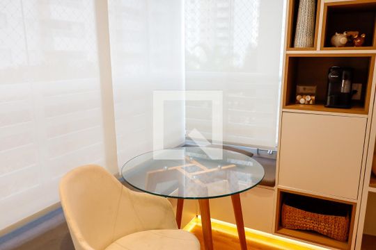 Sacada de apartamento à venda com 2 quartos, 67m² em Centro, Osasco