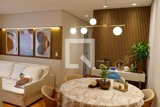 Sala de apartamento à venda com 2 quartos, 67m² em Centro, Osasco