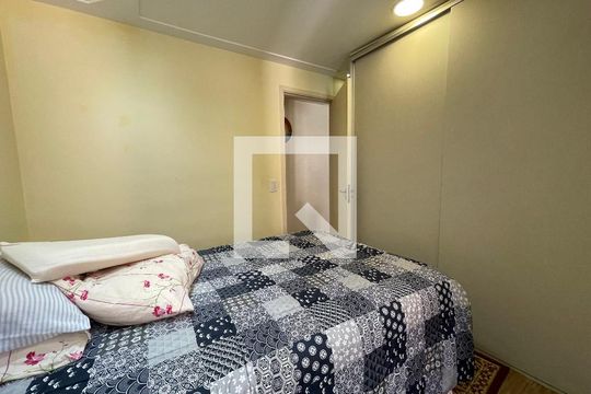 Suíte 2 de apartamento para alugar com 2 quartos, 74m² em Jardim Arpoador, São Paulo