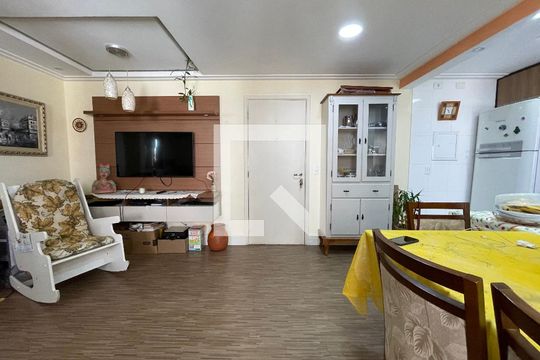 Apartamento para alugar com 2 quartos, 74m² em Jardim Arpoador, São Paulo