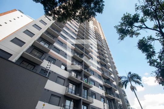 Fachada de apartamento para alugar com 1 quarto, 28m² em Campo Belo, São Paulo