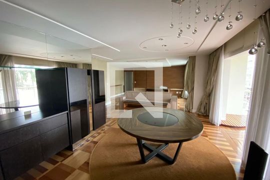 Apartamento à venda com 3 quartos, 193m² em Campestre, Santo André