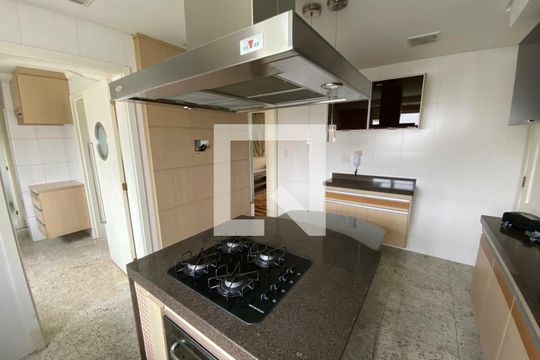 Apartamento à venda com 3 quartos, 193m² em Campestre, Santo André
