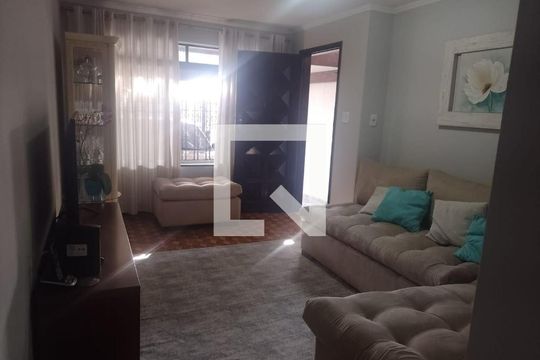 Casa à venda com 3 quartos, 134m² em Santa Terezinha, Santo André