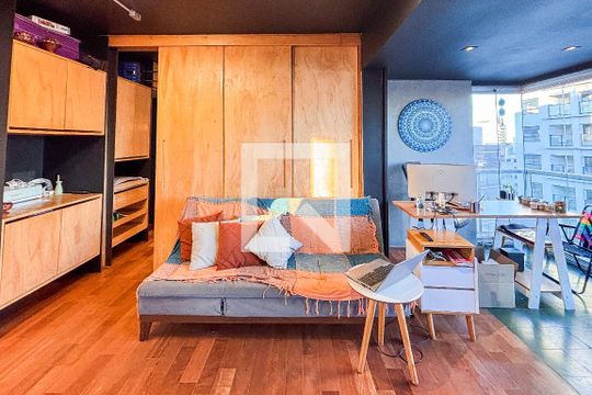 Sala de apartamento à venda com 1 quarto, 130m² em Sumaré, São Paulo