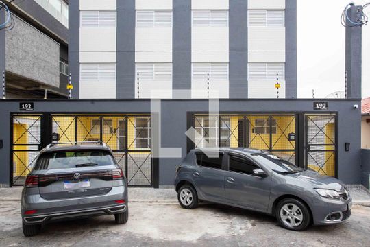 Fachada de kitnet/studio para alugar com 1 quarto, 20m² em Centro, Diadema