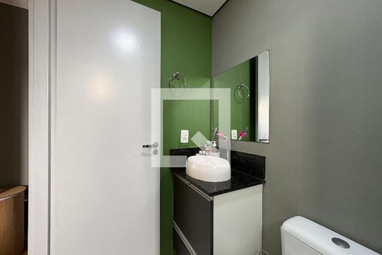 Banheiro da Suíte de apartamento à venda com 3 quartos, 62m² em Vila Curuçá, Santo André