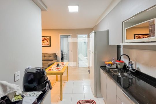 Cozinha de apartamento para alugar com 2 quartos, 35m² em Ipiranga, São Paulo