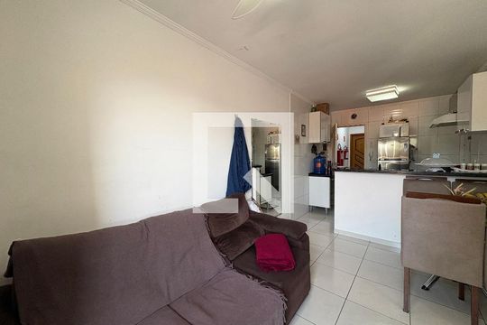Sala de apartamento à venda com 2 quartos, 104m² em Jardim Silvana, Santo André