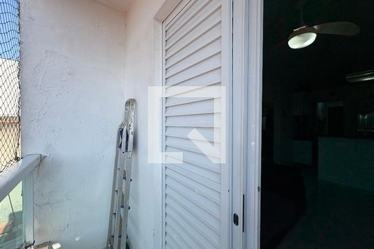 Sacada de apartamento à venda com 2 quartos, 104m² em Jardim Silvana, Santo André