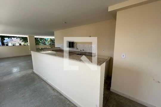 Área comum de apartamento para alugar com 2 quartos, 77m² em Vila Valqueire, Rio de Janeiro
