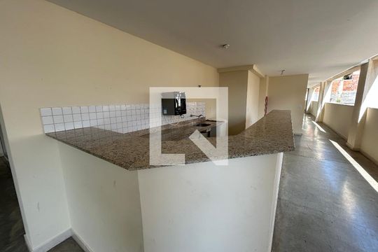Área comum de apartamento para alugar com 2 quartos, 77m² em Vila Valqueire, Rio de Janeiro