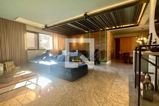 Apartamento à venda com 4 quartos, 150m² em Cruzeiro, Belo Horizonte
