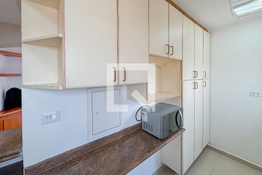 Cozinha de apartamento para alugar com 1 quarto, 36m² em Vila Mariana, São Paulo