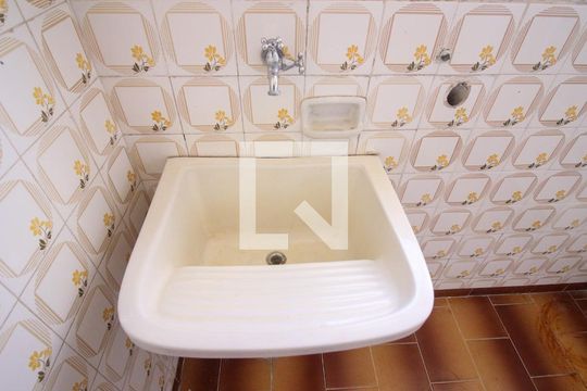 Área de Serviço de apartamento para alugar com 3 quartos, 100m² em Vila Celeste, São Paulo