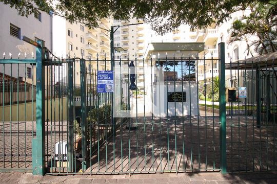 Fachada de apartamento para alugar com 3 quartos, 100m² em Vila Celeste, São Paulo