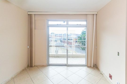 Apartamento à venda com 2 quartos, 80m² em Vila Valqueire, Rio de Janeiro