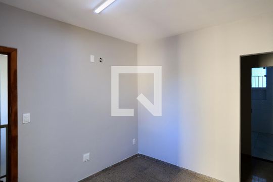 Suíte de casa à venda com 3 quartos, 185m² em Nova Floresta, Belo Horizonte