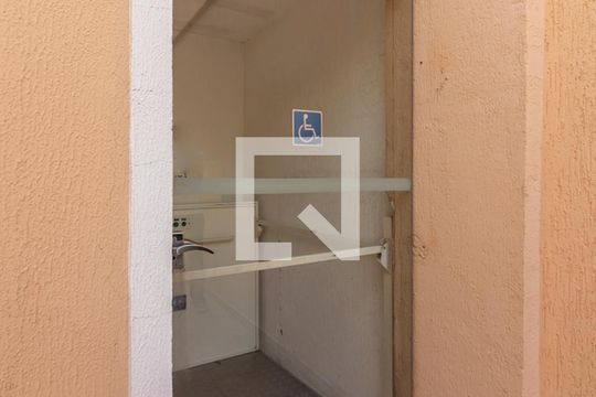 Área comum - Elevador de casa de condomínio à venda com 3 quartos, 98m² em Vila Prado, São Paulo