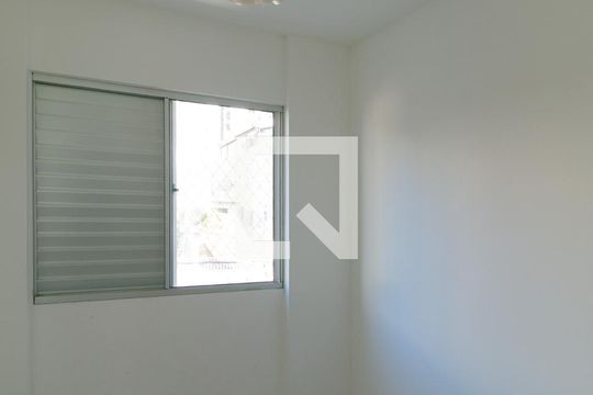 Quarto 1 de apartamento para alugar com 3 quartos, 74m² em Castelo, Belo Horizonte