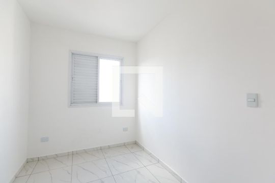 Quarto 1 de apartamento à venda com 2 quartos, 47m² em Vila Carmosina, São Paulo