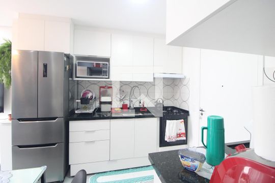 Cozinha de apartamento para alugar com 2 quartos, 37m² em Socorro, São Paulo