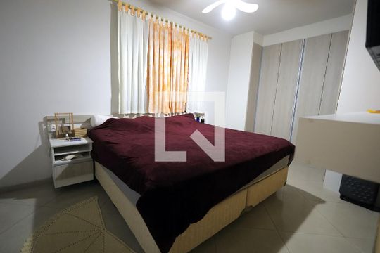 Quarto 2 de casa à venda com 2 quartos, 154m² em Vila Alto de Santo Andre, Santo André