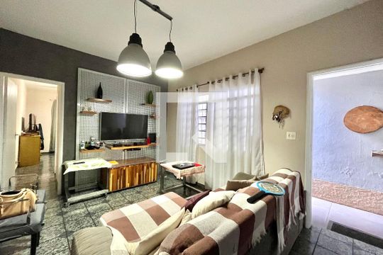 Sala de casa para alugar com 3 quartos, 190m² em Conjunto Residencial Jardim Canaa, São Paulo