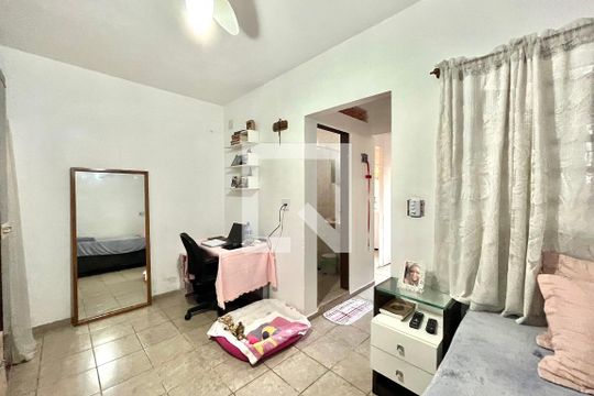 Edícula de casa para alugar com 3 quartos, 190m² em Conjunto Residencial Jardim Canaa, São Paulo