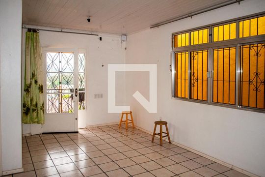 Casa à venda com 2 quartos, 146m² em Partenon, Porto Alegre