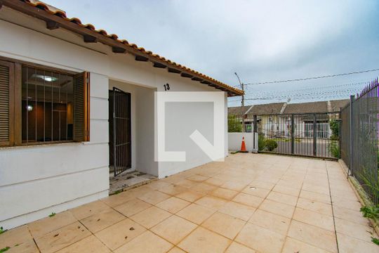 Área comum de casa à venda com 2 quartos, 100m² em Olaria, Canoas