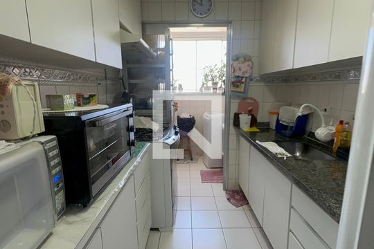 Cozinha de apartamento à venda com 3 quartos, 128m² em Vila Boa Vista, Barueri