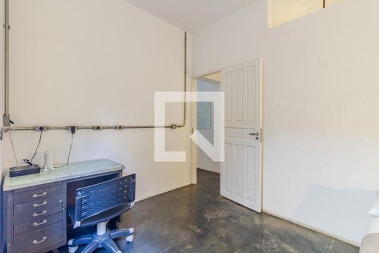 Quarto 1 de casa à venda com 2 quartos, 130m² em Pinheiros, São Paulo