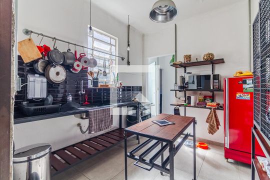 Cozinha de casa à venda com 2 quartos, 130m² em Pinheiros, São Paulo