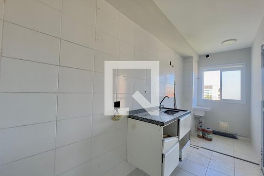 Cozinha de apartamento para alugar com 3 quartos, 70m² em Vila Leonor, Guarulhos