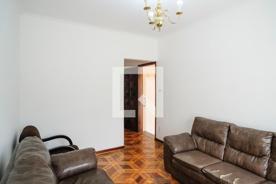 Sala de casa para alugar com 3 quartos, 111m² em Nova Gerti, São Caetano do Sul