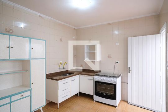 Cozinha de casa para alugar com 3 quartos, 111m² em Nova Gerti, São Caetano do Sul
