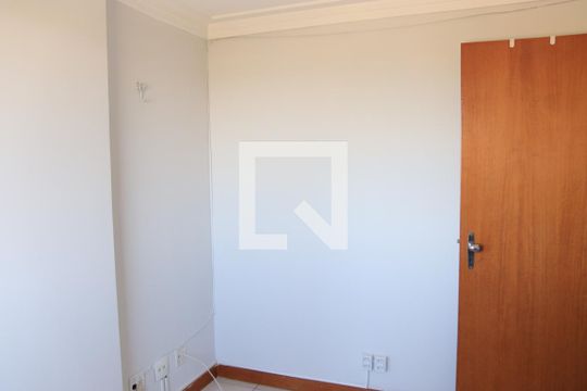 Quarto 1 de apartamento para alugar com 3 quartos, 70m² em Alto da Glória, Goiânia